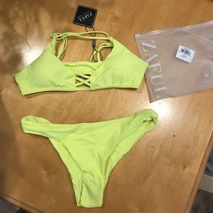 Unworn Zaful bathing suit.. Fit small
